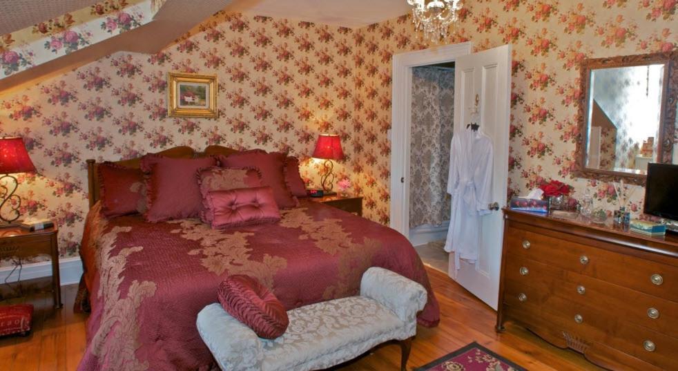 Maplehurst Manor Brockville Quarto foto