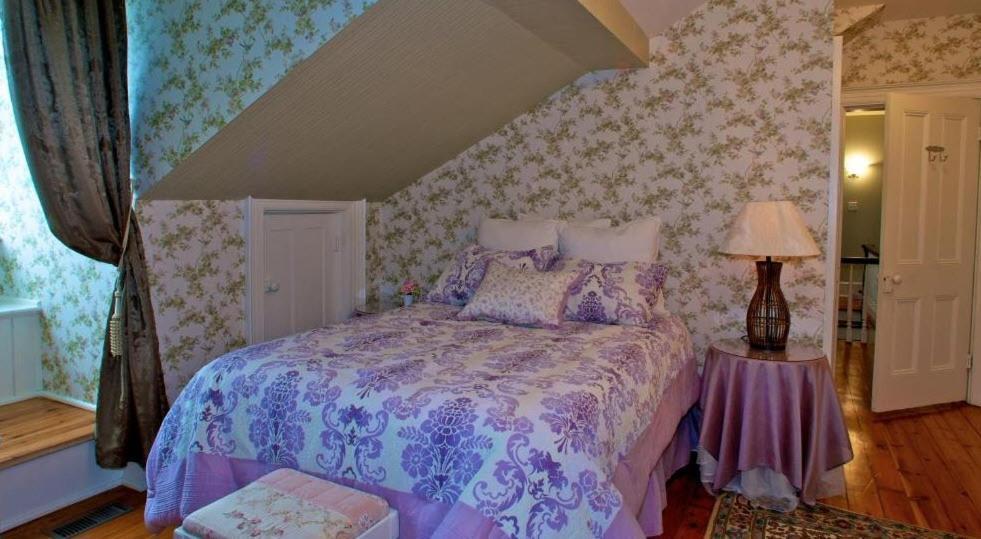Maplehurst Manor Brockville Quarto foto